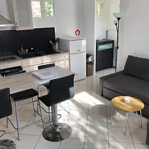 La Verne #chaussonsmouton Appartement